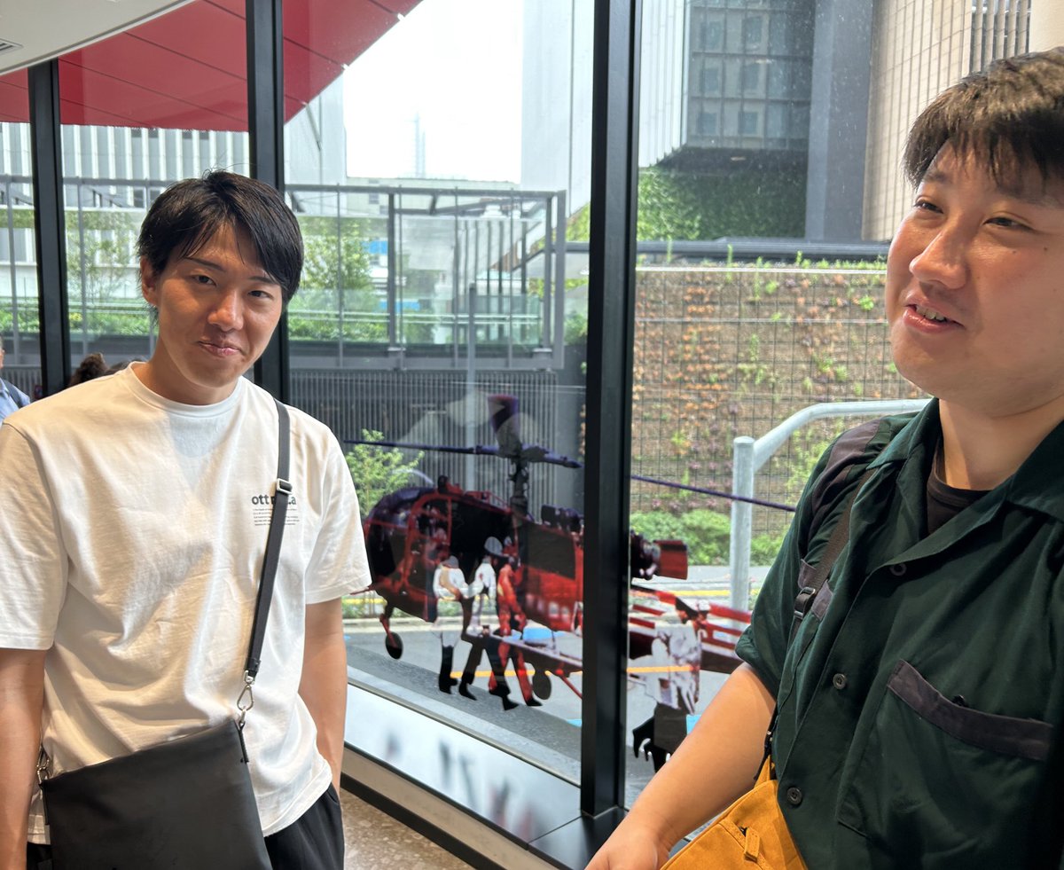 Kana_Kawaza's tweet photo. 「昭和・平成懐かしのアニソン・ドラマソング」見てまいりました！✨

学生時代に歌の授業を受けていた鮎川先生もご出演されていて、ステージ上で輝く姿を見られて幸せでした！！
色褪せない名曲ばかりで、わたしでもほとんど全部知ってたのが驚きでした✨

シテントルやまがさん、塩島弾さんと！ https://t.co/VvdaEp8iYu