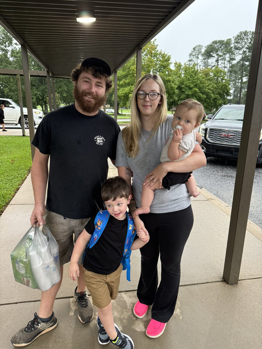 SpartDistrict6's tweet photo. Welcome back students! It’s been a rainy start to the new school year but these smiles are shining brighter than ever! Looking forward to a wonderful school year!#childrenfirst #d6family #d6experience https://t.co/2X6VdTnjDO