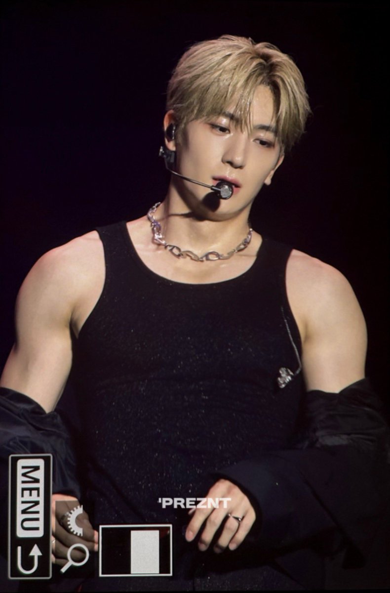 MJ__913's tweet image. 지금 내 사진첩 다 이지랄나서 밖에서 갤러리를 열어볼수가없음