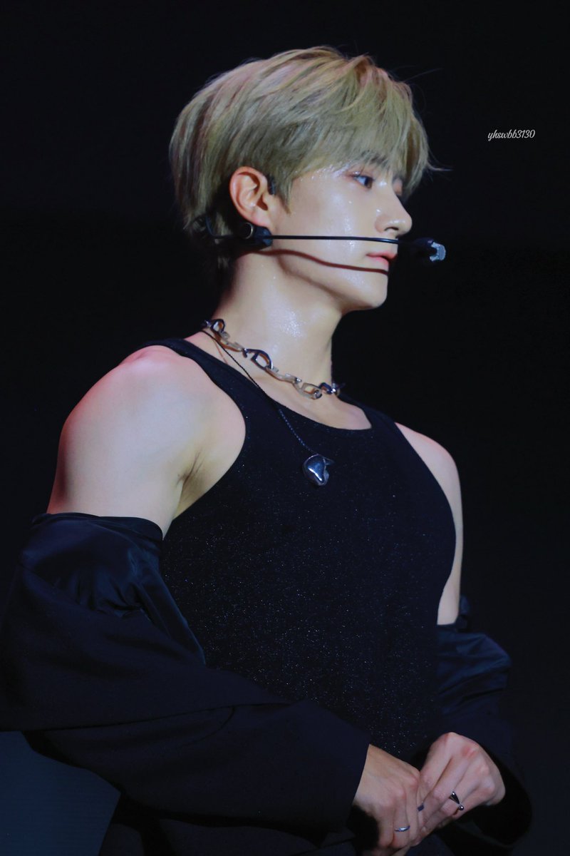 MJ__913's tweet image. 지금 내 사진첩 다 이지랄나서 밖에서 갤러리를 열어볼수가없음