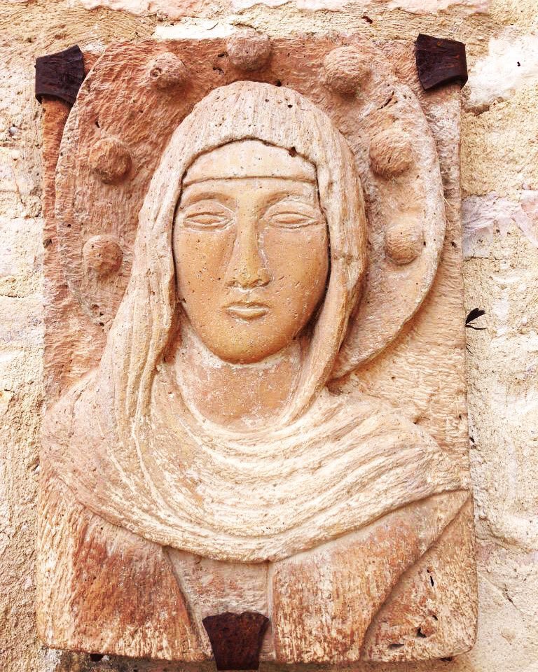 "Our labor here is brief, but the reward is eternal. Do not be disturbed by the clamor of the world..."
-St. Clare of Assisi