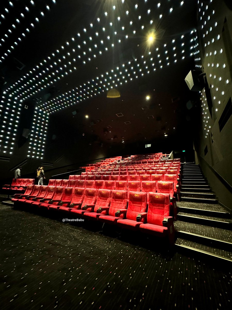theatrebabu's tweet photo. Recently i  visited AAA Cinemas Hyd Screen 2 the EPIQ Luxon the first LED cinema screen in the Telugu states.
I had an amazing experience in every aspect 

#AAACinemas #EPIQLuxon #LEDCinema #MovieExperience #CinemaLovers #HyderabadMovies #TheatreBabu #AlluArjun #EPIQ https://t.co/bLT9L9guzF