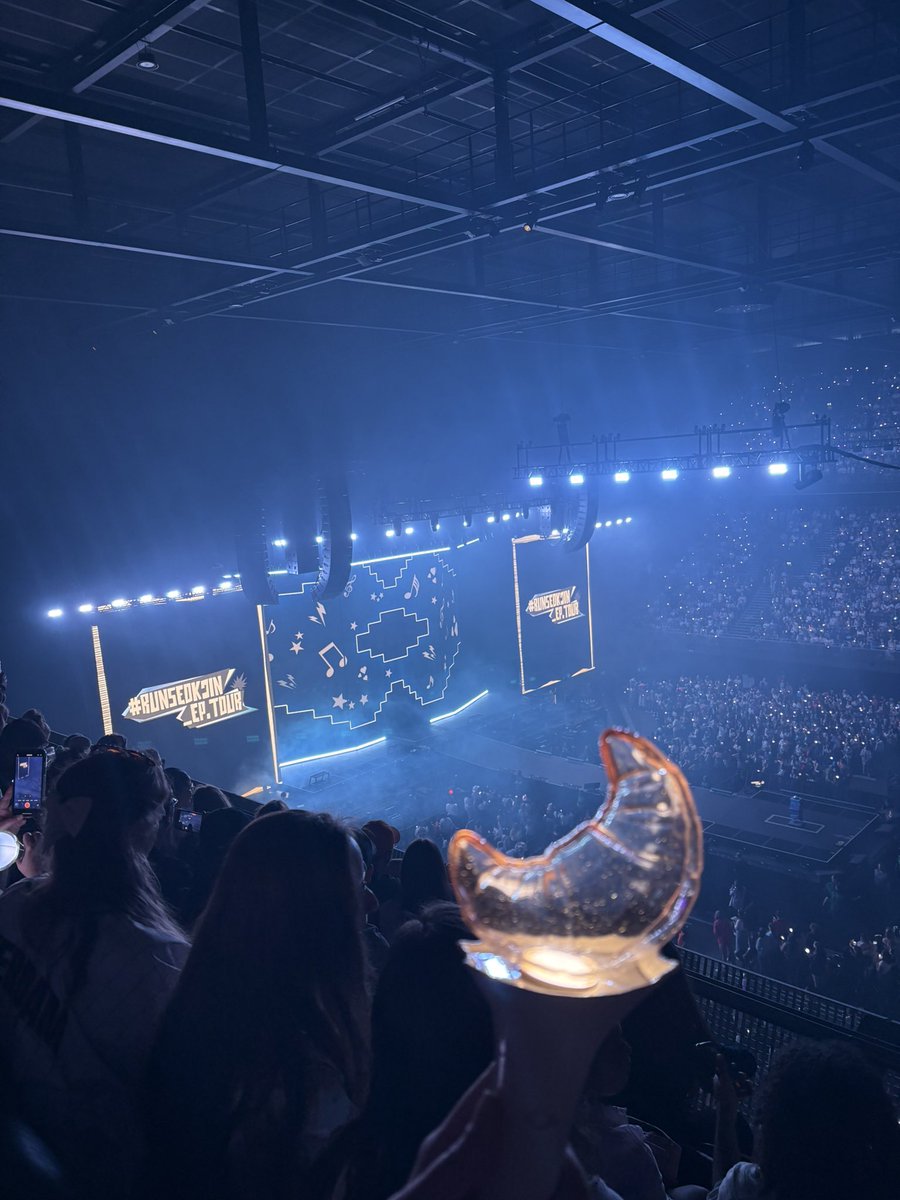 yes0ryes's tweet photo. loonarmy final boss #loonarmy https://t.co/xuGBSNKC8K