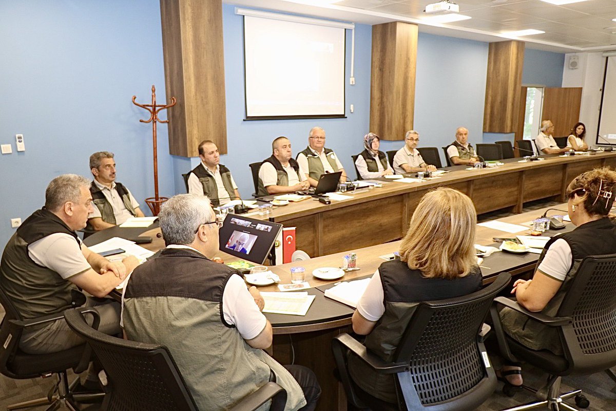 Sayın Genel Müdürümüz Bekir Karacabey’in Başkanlığında 2025 Yılı Ağustos ayı Program ve Gerçekleşmeler Değerlendirildi 

Orman Bölge Müdürlüklerinin 2025 yılı program ve gerçekleşmelerine ilişkin toplantı, Orman Genel Müdürümüz Sayın Bekir Karacabey başkanlığında telekonferans