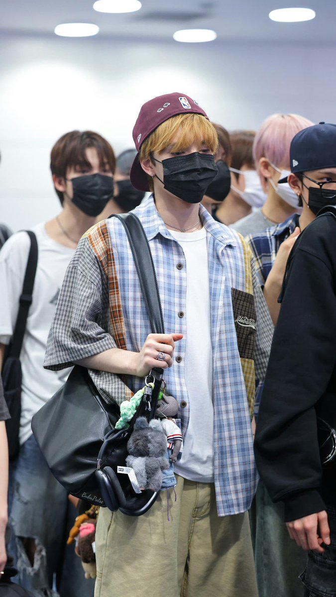 Danielism_CN's tweet photo. 250811 HND🛫GMP
cr.BubuPulse_

#DANIEL #Daniellee #이다니엘 #다니엘 #SMTR25 #SMTOWN #SMNBG #SMTRANIEE https://t.co/YQ6HxJtOsX