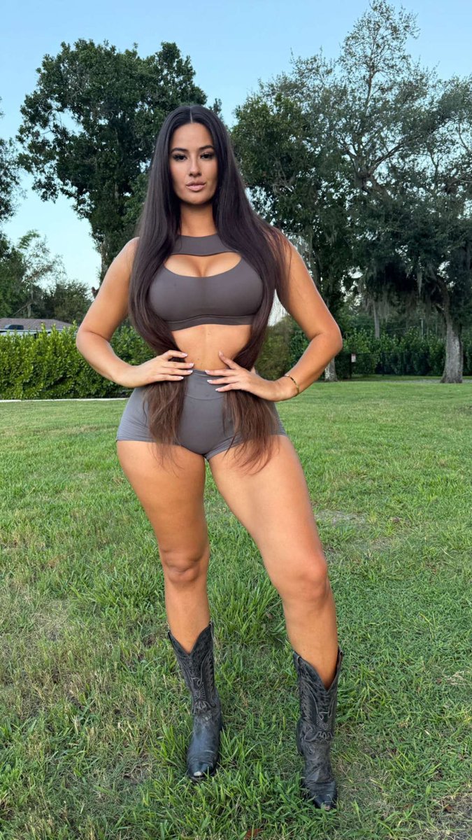 Marie Temara tweet media
