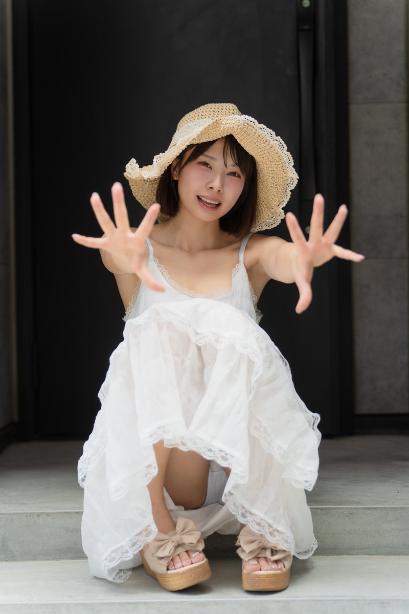 長生まよ🐱🌸さんのエロ画像、2025年08月11日21時20分19秒に投稿