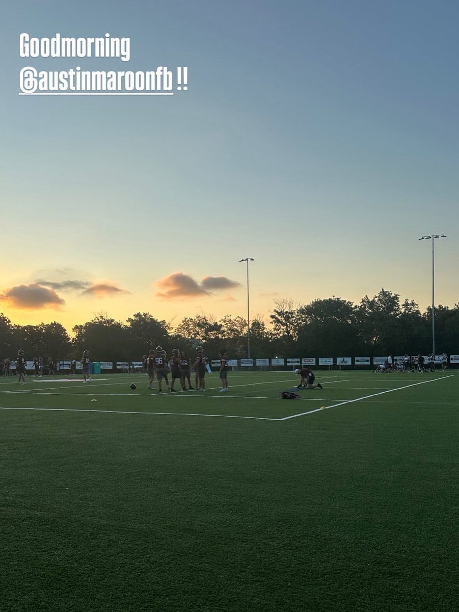 VAR (@var_austin) on Twitter photo 🏈MAROON MORNING: 4th year iReporter <a href="/chloealcorta/">Chloe Alcorta</a> on the scene for Day One #LOYALFOREVER #TXHSFB <a href="/MaroonsClub/">Austin Maroons Athletics</a> 🏈MAROON MORNING: 4th year iReporter <a href="/chloealcorta/">Chloe Alcorta</a> on the scene for Day One #LOYALFOREVER #TXHSFB <a href="/MaroonsClub/">Austin Maroons Athletics</a>