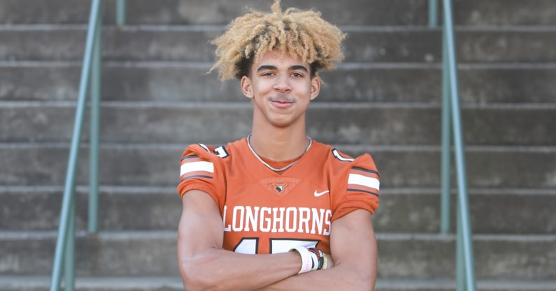Evan Flood (@evan_flood) on Twitter photo #Badgers and <a href="/CoachReid_/">Jordan Reid</a> making an impression on Georgia wide receiver Brock Burrus this summer.
"He’s been pushing heavy for me to come up to a gameday and just already making it known how much I’m wanted in Madison.”
on3.com/sites/badger-b… (On3+) #Badgers #Badgers and <a href="/CoachReid_/">Jordan Reid</a> making an impression on Georgia wide receiver Brock Burrus this summer.
"He’s been pushing heavy for me to come up to a gameday and just already making it known how much I’m wanted in Madison.”
on3.com/sites/badger-b… (On3+) #Badgers