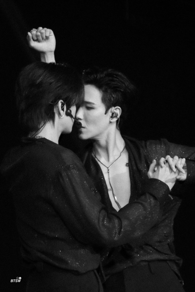 bbbittersweettt's tweet photo. 😭🥹✨️✨️✨️✨️ so sexy

JUNIORMARK START TO SHINERISE

#JuniorMarkFanconD1 
 ﾟ⋆☼ #JuniorMark #จูเนียร์มาร์ค ⋆｡☾ 
#junniorrs @jnnrrs ☼⋆
#markjrtn @Markjrtn ⋆☾ https://t.co/g1EHMpcn2U