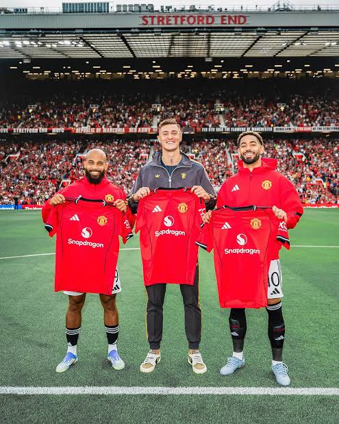 กระต่ายดำ tweet media