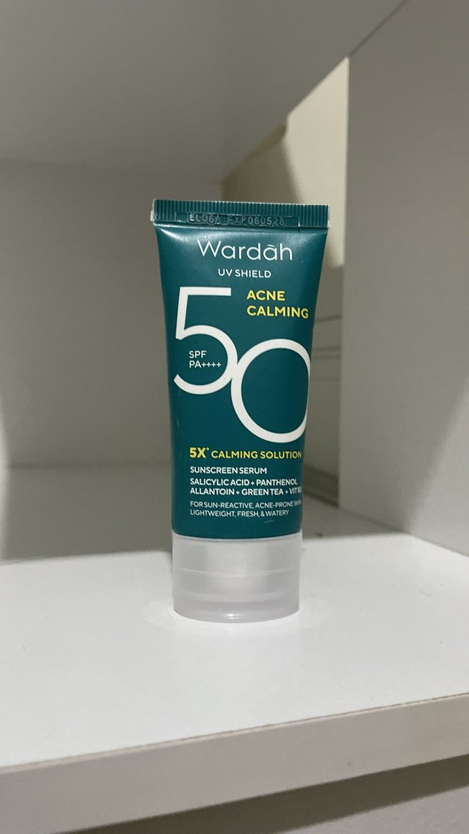 blueebelynn's tweet photo. Preloved skincare 

Wardah acne calming sunscreen spf 50 PA++++ (baru 3x pkai)
Somethinc diamond phyto stem cell serum (90%)
Somethinc peeling solution serum (90%)

Co aja di https://t.co/S7uJREcYMI
Bisa 🍊, dom sby jatim. Nego ajaaa bisa

#wts #wtb #zonajajan #zonauang https://t.co/uonMuuBrlR