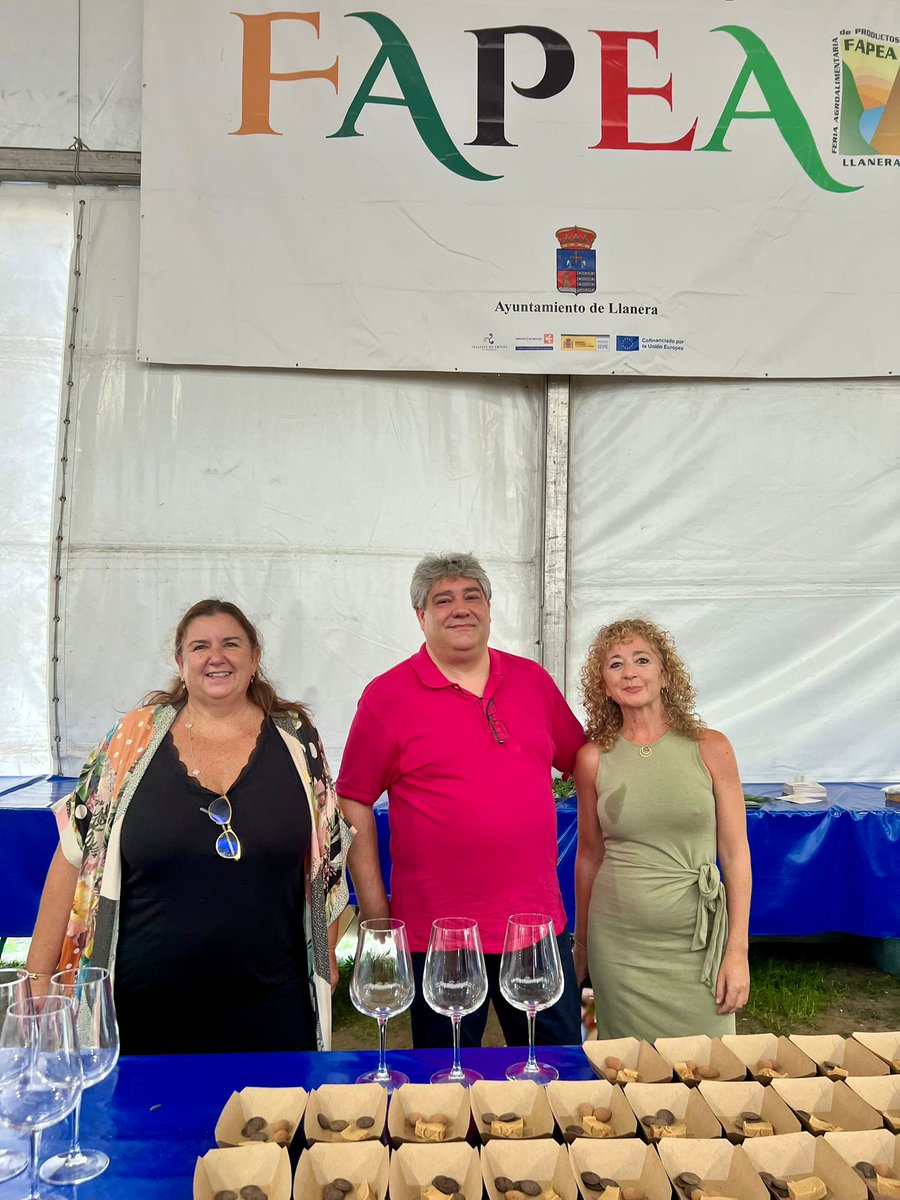 Nos despedimos de FAPEA 2025 👋

Tres jornadas en las que el producto ecológico y los operadores certificados han sido los grandes protagonistas. 🌿🍴

🧑‍🌾Una oportunidad para que los consumidores puedan conocer de primera mano el proceso de elaboración y degustar los alimentos