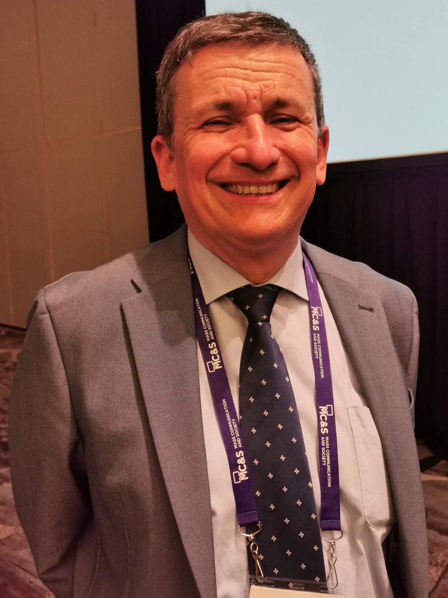 ResTheophraste's tweet photo. Pascal GUÉNÉE, directeur de l’Institut Pratique du Journalisme de l’université Paris-Dauphine-PSL est le nouveau président du Conseil mondial pour la formation au journalisme (#WJEC). https://t.co/9QJuMHv6NT
