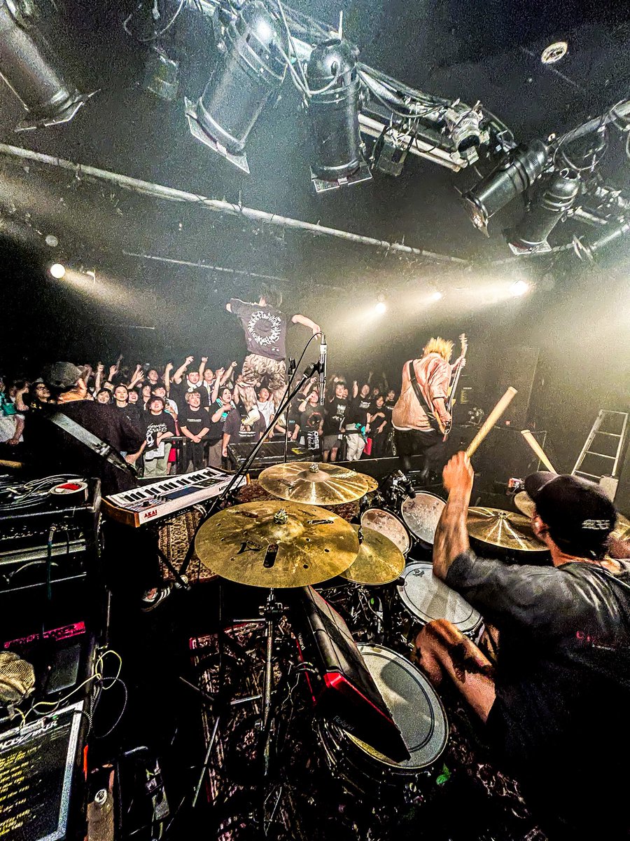 2025.08.11

NOISEMAKER presents 
「NOISEMANIA SONIC HISTORY」

THANK YOU盛岡CLUB CHANGE WAVE!!!
　
次は8/15(金)金沢vanvanV4

▼チケットinfo

チケットぴあ：
w.pia.jp/t/noisemakerto…
ローソンチケット：
l-tike.com/noisemakertour/
イープラス：
eplus.jp/noisemakertour/

#NOISEMAKER