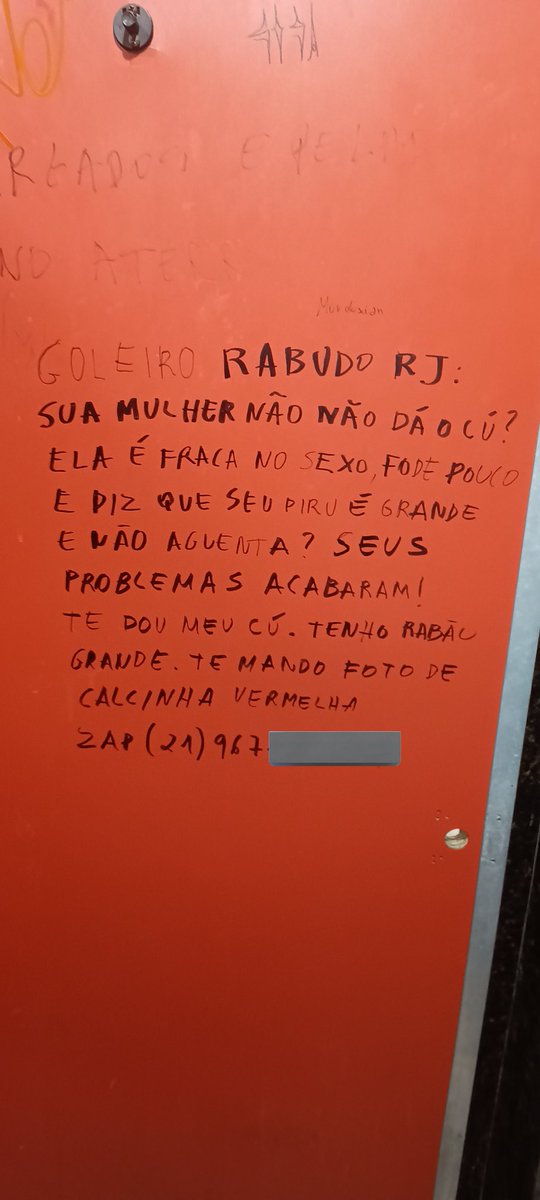 Bolbarlua's tweet photo. Posso nem fazer número 2 em paz kkk https://t.co/PgJHPacBoW