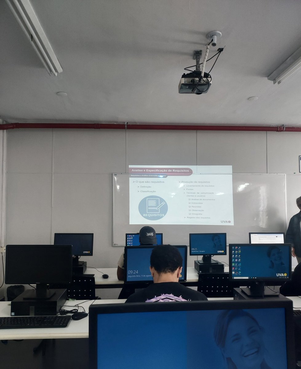 camicode's tweet image. voltando a programação normal 🫠