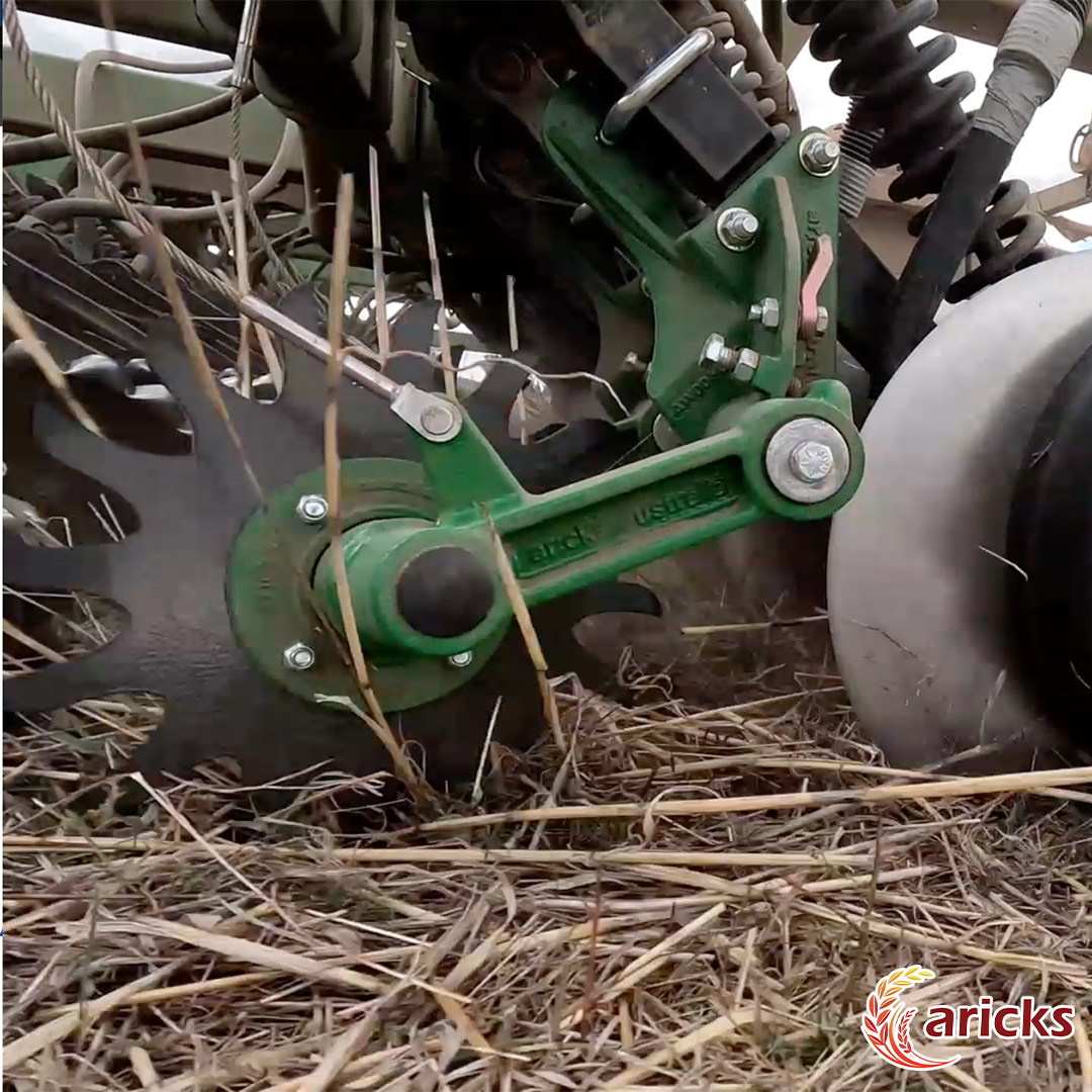 Good residue control means better seed-to-soil contact, more moisture where you need it, and stronger germination. The Aricks Residue Manager clears the path for healthier crops and better stands, season after season.
See how smart residue management changes the game.

#Johndeere