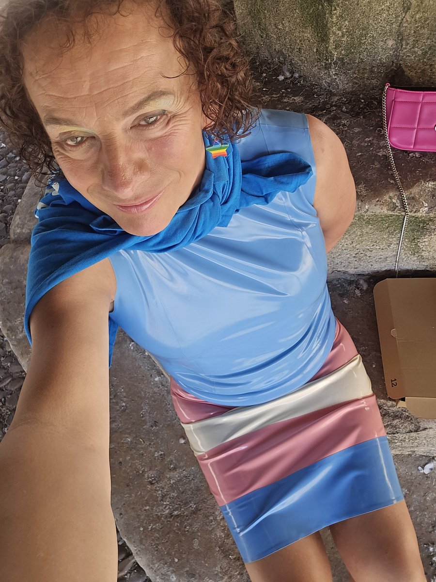 Local pride this Sunday just gone.  It was a bit warm so got very sweaty in the latex dress 👗  but isn't that just part of it 🤣 #latex #latexdress #Pride2025 #pridemonth2025