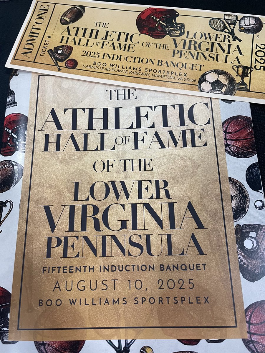 @mmwells94 (@mmwells94) on Twitter photo Congratulations to <a href="/cnuwbb/">Christopher Newport WBB</a> alum <a href="/KBarefoot10/">Karen Barefoot</a> on her Hall of Fame induction last night! Your CNU family is proud of you! #GoCaptains Congratulations to <a href="/cnuwbb/">Christopher Newport WBB</a> alum <a href="/KBarefoot10/">Karen Barefoot</a> on her Hall of Fame induction last night! Your CNU family is proud of you! #GoCaptains