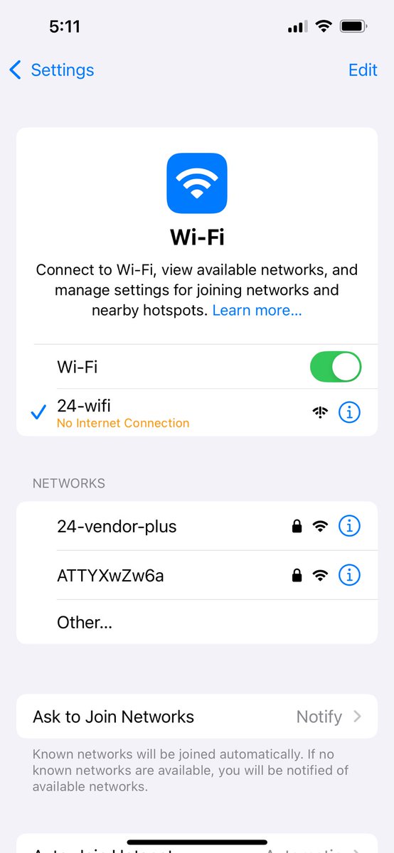 WillWheaton1's tweet photo. @24hourfitness #northridge why doesn’t your Wi-Fi work? https://t.co/hImDrmMPR7