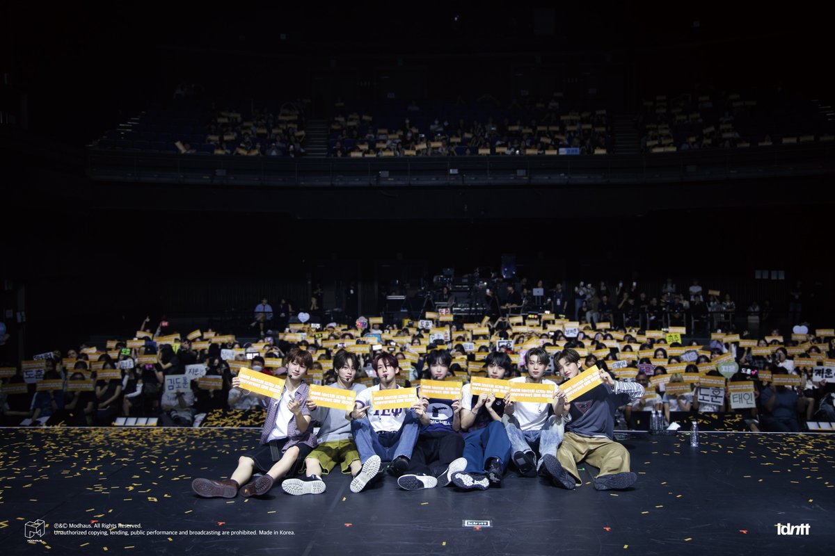 idntt_cosmo's tweet photo. idntt <unevermet> 
Showcase 완료💫

❤️‍🔥신인의 맛 idntt 열정 최고❤️‍🔥 
idntt의 첫 시작을 함께해 주셔서 감사합니다.
앞으로의 idntt도 많이 기대해 주세요!

#idntt #아이덴티티 #アイデンティティ
#YouNeverMet #던져_Storm #BOYtude 
#unevermet https://t.co/jIOxJJEU9a