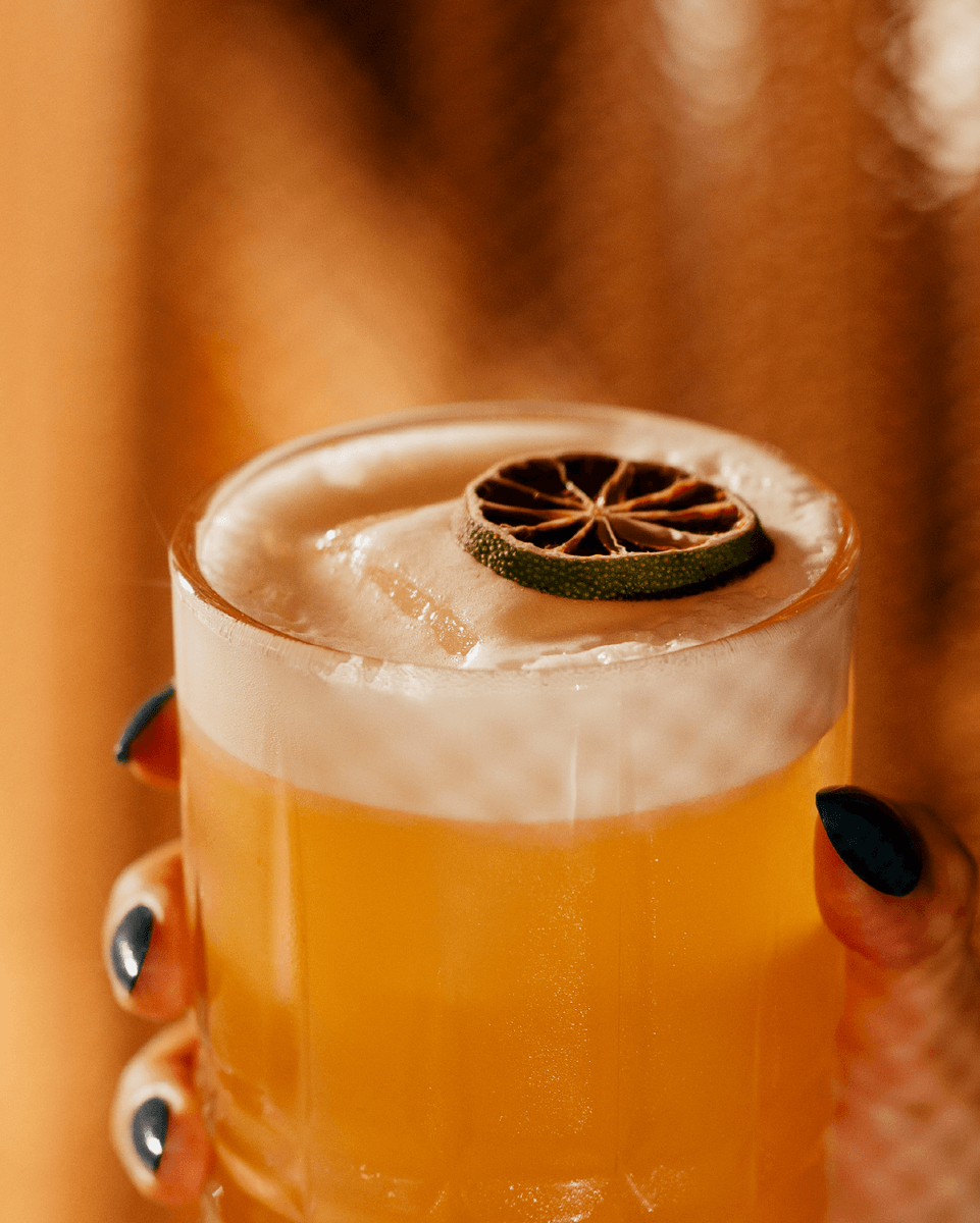 Presenting - Sekai 世界 - from the Tokyo Blends collection. A bold twist on a classic 🔥
نقدّم لكم سيـــكاي من مجموعة مشروبات طوكيـــو الخاصة 
#tokyo_restaurant  #sushi #Japanese_food  #Riyadh_restaurant #Jeddah_restaurant