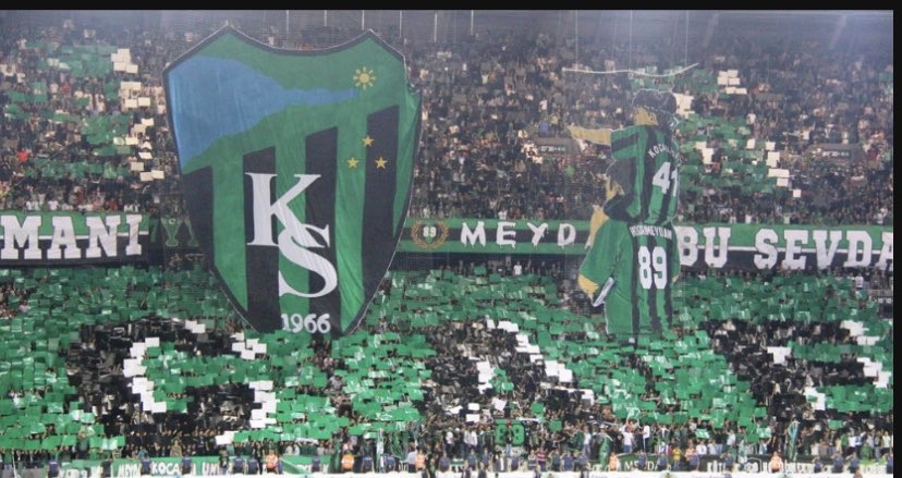 Geri geldik bir daha gitmeye niyetimiz yok, ilk maçtan son maça kadar hepimizin mutlu olduğu keyif aldığı bir sezon olsun. Başarılar Körfezim 💚🖤