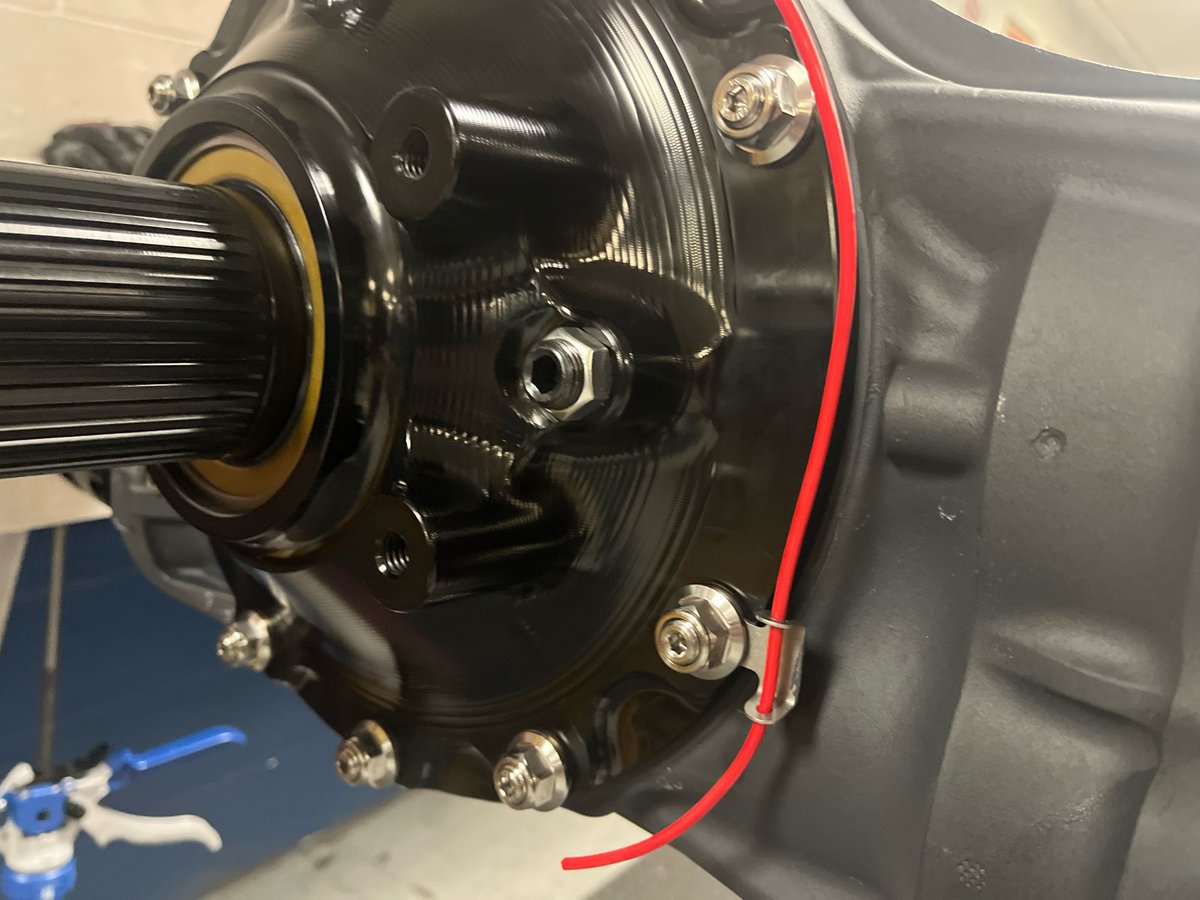 *NEW* Trick Breather Line Holder. Just kidding. We actually designed that 2 years ago 😂 I believe now it’s an industry standard. 
#itscoolbeingtheinnovators