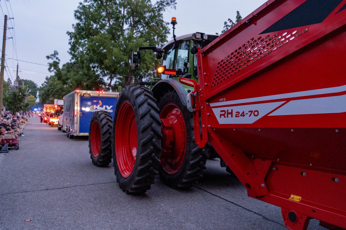 Thanks to everyone who came out to celebrate and wave as the #PotatoFest parade rolled by — we had a blast spending Friday evening with you #Alliston.