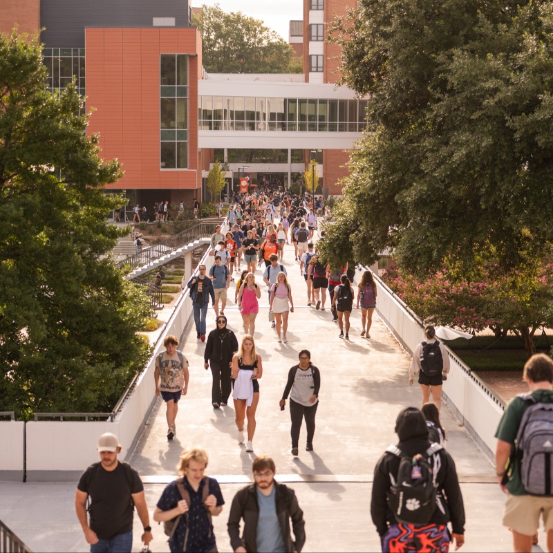 ClemsonUniv's tweet photo. The Class of 2029 is on its way to Tigertown! Learn more about our incoming students here. 🐅