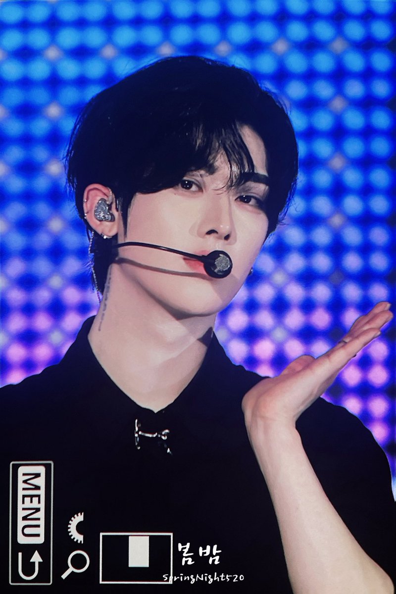 봄밤 tweet media