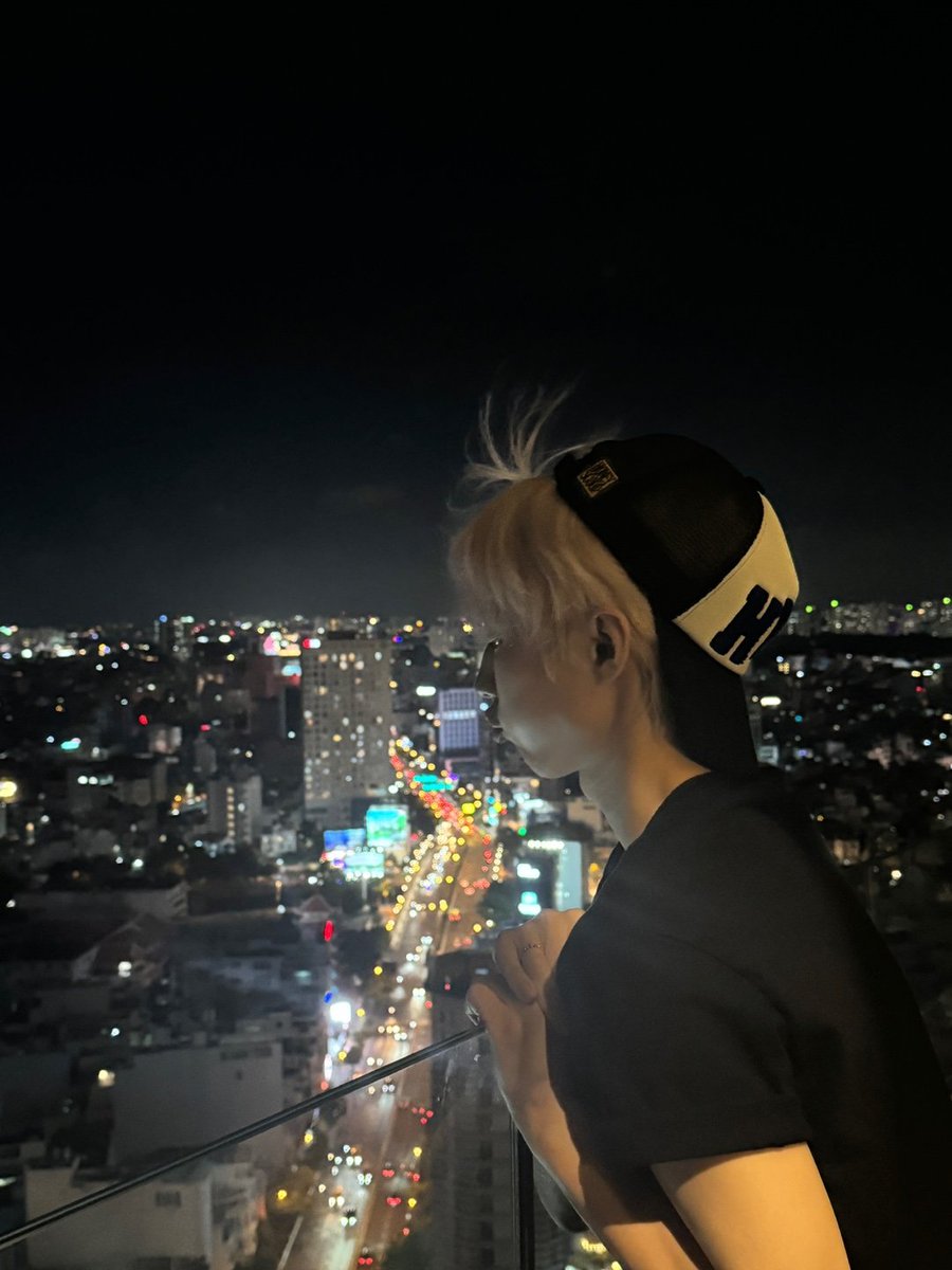MEMBERS_8TURN's tweet photo. 보고싶🇻🇳

#8TURN #에잇턴 #エイトターン
#민호 #MINHO #ミノ https://t.co/whsqySMBG7