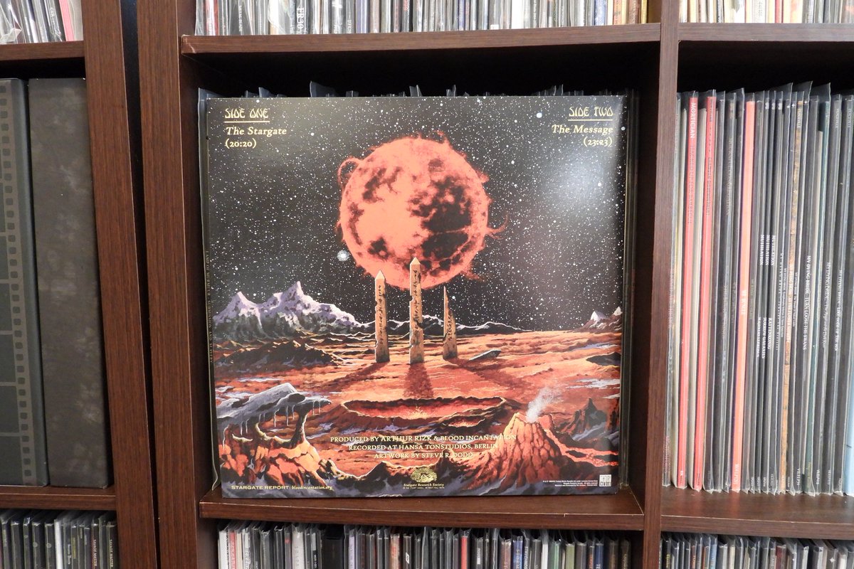 peartnoy's tweet image. #nowspinning "Absolute Elsewhere" by Blood Incantation. One of the best albums of last year from one of my favorite bands. Can't wait to see this band continue the journey with every album. #bloodincantation #absoluteelsewhere #vinyl