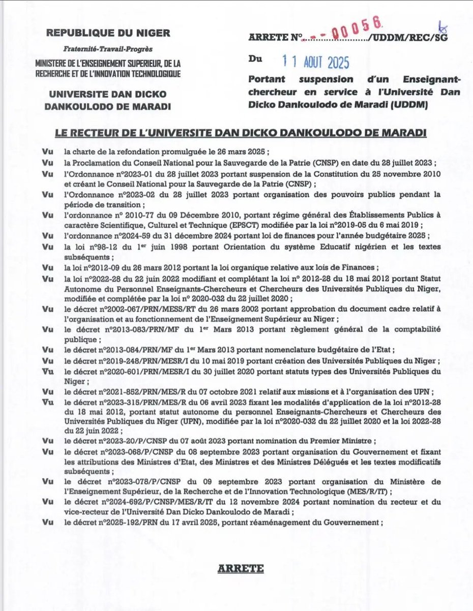 MahamadouBrah67's tweet photo. #Niger #UDDM | Dr Saïdou Hassidou, maître de conférences à l’Université Dan Dicko Dankoulodo de Maradi, est suspendu de ses fonctions conformément à l’article 12-3 de la loi n°2020-032. https://t.co/6jAIGzQiGD