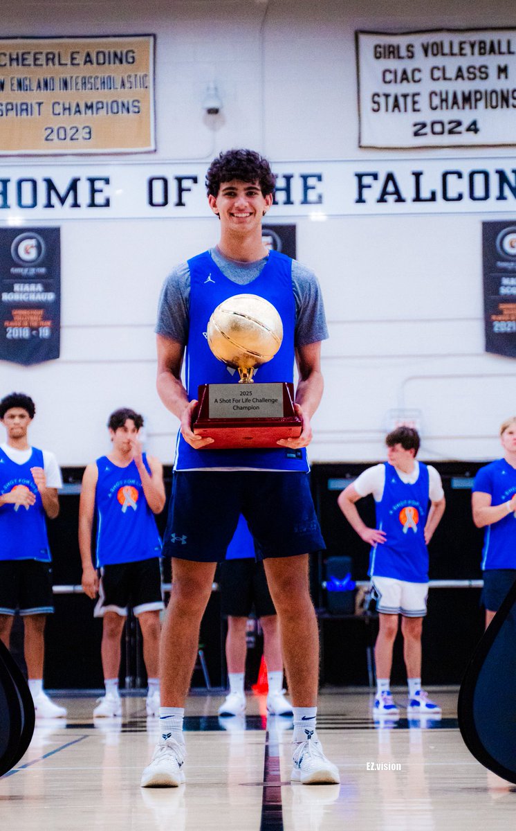 ASFL_Shoot4Cure's tweet image. Congratulations to Staples’ Dhilan Lowman on winning the 2025 A Shot For Life Challenge, officially claiming the title as “The Best Shooter in Connecticut”! He shot 87.80%  over the two-hour competition against the best high school shooters in the state 💙🏀 #ASFLFamily