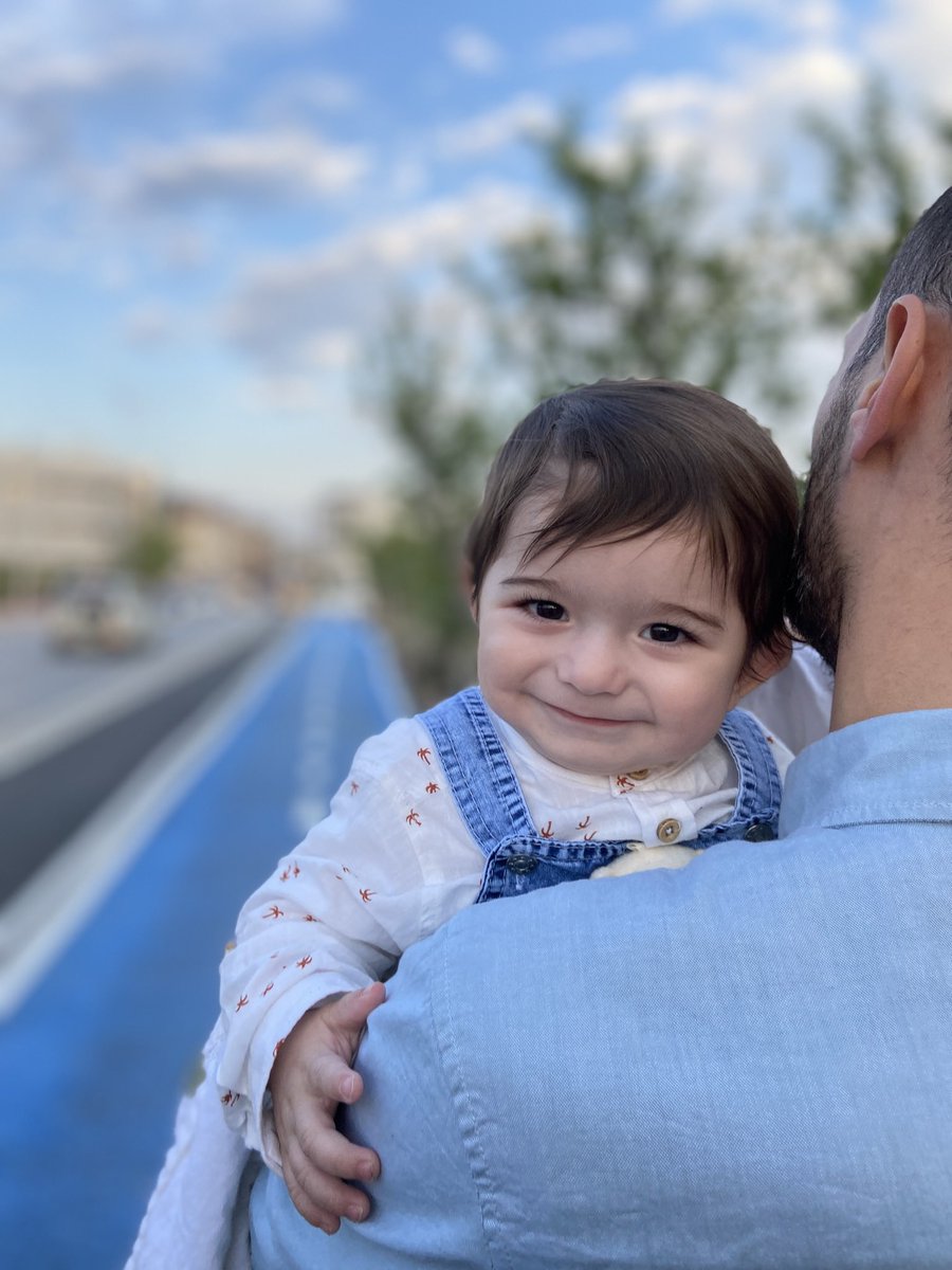 Niktofili__'s tweet photo. Benim ilk göz ağrım, canımın içi… Teyzeliği ilk seninle tattım, bütün duyguları sende öğrendim. Bir bebeğe nasıl bakılır, en ufak detayına kadar senden öğrendim. Sen benim en güzel tecrübemsin. İyi ki doğdun, iyi ki bizi seçtin. 🤍👶🎂
Ali Asaf 3 yaşında 🩵 @fatmaguntan https://t.co/mdtvw1wyNx