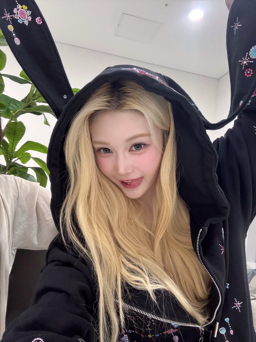 💌 250811 | 9:43PM KST

#마유 #트리플에스