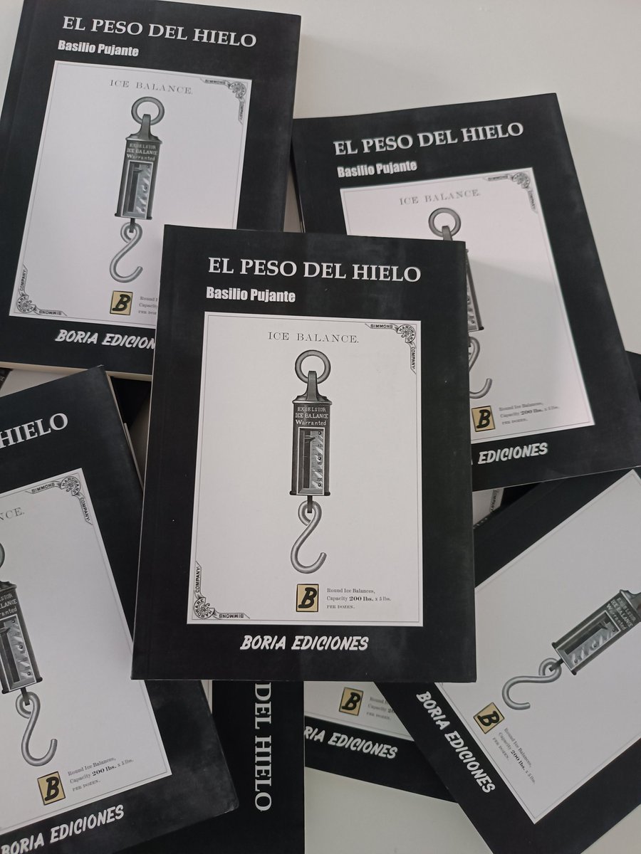 elsursumcorda's tweet photo. Tengo algunos ejemplares de mis libros (descatalogados) y los regalo a los interesados. Si alguien los quiere por correo (pagándome los gastos de envío) que me escriba por privado o a basilio.pujante@gmail.com diciendo si quiere 'El peso del hielo' o 'Recetas para astronautas'. https://t.co/hEMavkFszZ