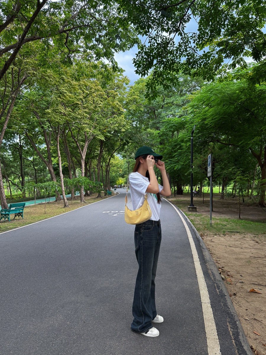 AndaAnunta's tweet photo. วัยรุ่นเรือเป็ด อุอิ

#andaanunta https://t.co/t9zPSpYe5K