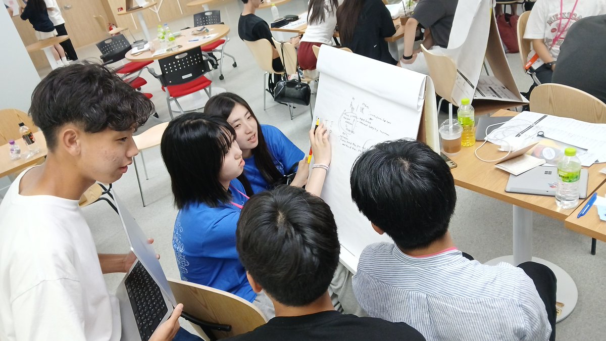 ud_global_Japan's tweet photo. 日韓40名の青少年が国境を越えて集結！

TOKYO SUTEAM協定事業として、社会課題を探求し解決のための起業アイデアを共同開発する実践型プログラム
「Glocal Entrepreneurship Journey 2025 韓国編」をタクトピアさんと一緒に開催しました✨

日韓各20名、計40名が4泊5日を共に過ごし、講義・現地学習・デモデイを通じてアイデアを形に。
この夏生まれた友情と発想は、冬の日本編でさらに開花します🌸

#起業教育  #GEJ2025 #CrossBorder
