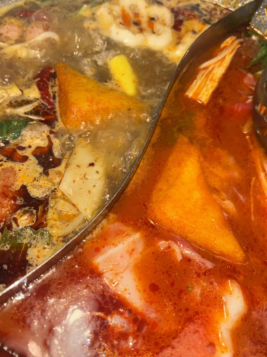 33k8mi's tweet image. 오늘의일기

수강신청을햇다 (망햇다)
11시에 필라테스를갓다 (너무힘들엇다)
하루랑 훠궈를 먹엇다 (대기를한시간하고80분동안훠궈를먹엇다아주마싯엇다)
연습하고 이제 집에간다!! 야호