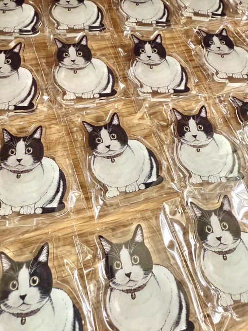 フジのアクスタが届きました 夏コミにて頒布します 棒立ちの方、妙な厭世観が出て辺に味わいがあるな