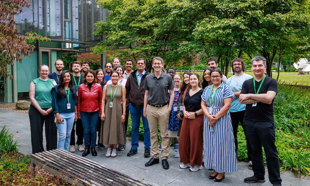 emblebi's tweet image. Great to welcome John Jumper, Kathryn Tunyasuvunakool, and Lindsay Willmore  from @GoogleDeepMind to EMBL-EBI last week.

John gave a brilliant talk on building #AlphaFold, and both spent time with our @PDBeurope team exchanging ideas.

Always a pleasure to see you!