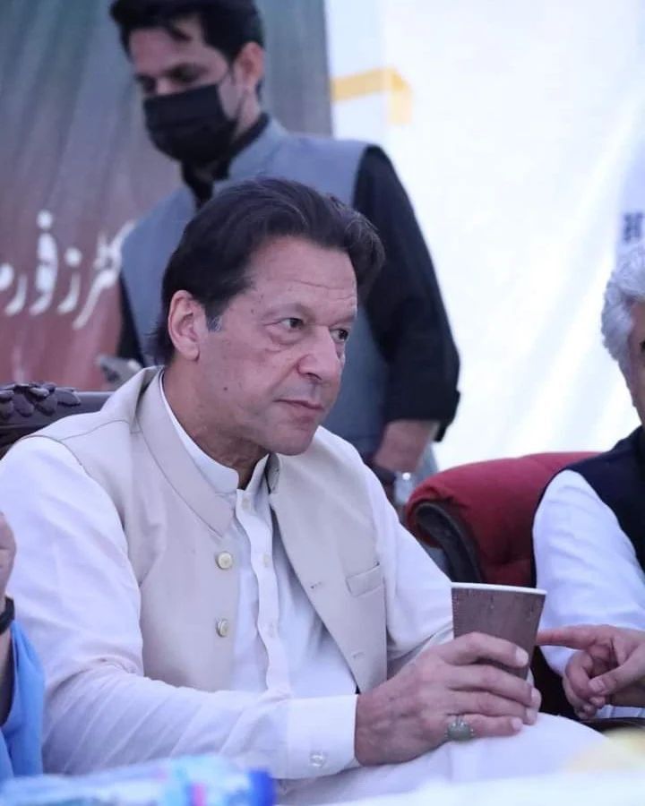 "14 اگست کو وطن عزیز میں جاری فسطائیت کے خلاف پوری قوم ایک مرتبہ پھر بھرپور انداز میں نکلے"
عمران خان

#KhanNeedsMedicalCheckUp
<a href="/TeamiPians/">Team Insafians 𝗣𝗼𝘄𝗲𝗿</a>