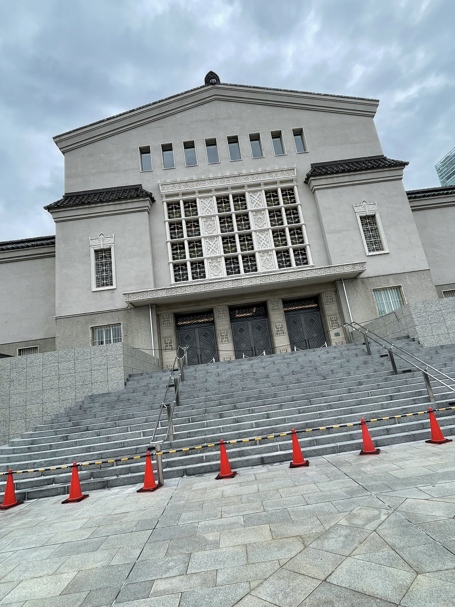 ゴッホ展 国立新美術館 自画像 国立新美術館で「オルセー美術館展」始まる－仏近代絵画115点が