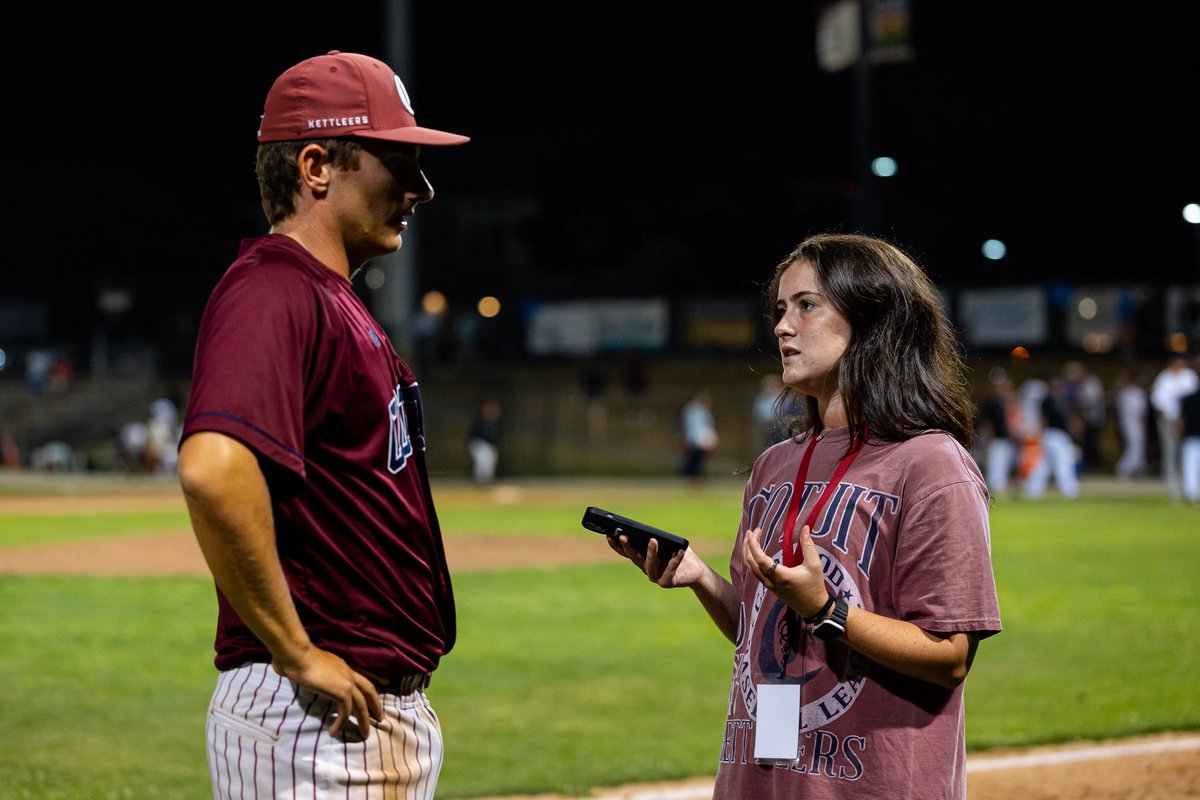 abbymhalpin's tweet photo. Beyond grateful for an incredible summer with the @CotuitKettleers. I worked with the most incredible, talented people. 

I am so thankful to have had an incredible writing partner in @connersmith04. Nobody works harder than he does, and I’m grateful to have written with him. https://t.co/5eroK6vb5n