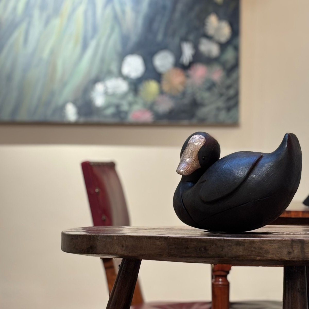 MessumsFineArt's tweet photo. Our Summer Sculpture finds a natural counterpart in paintings of the summer landscape. Works by Dominic Welch, Guy Taplin and Nicolas Moreton each carry a distinct voice: shaped,  poised and rendered with luminous stillness. 

https://t.co/AcdqGfriDY https://t.co/p9n9Mlj3Zi