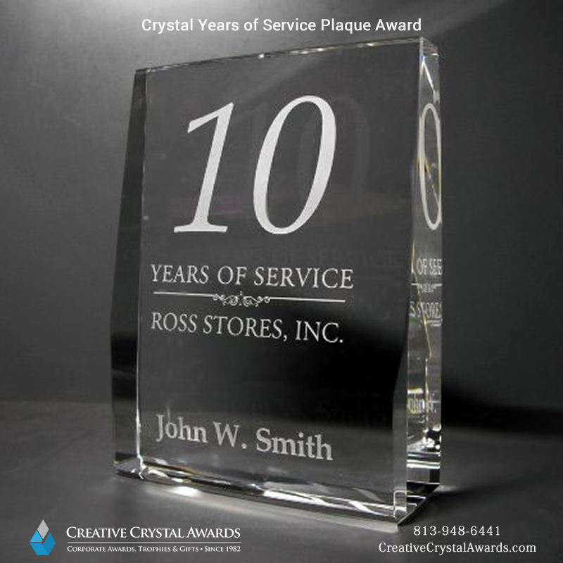 Want to celebrate employee’s work #anniversary with crystal years or service #plaque? Show your message of gratitude in style with this freestanding wedge crystal service #award. creativecrystalawards.com/product/years-…

#crystalplaque #plaques #awardplaques #crystalartward #crystalawards #awards