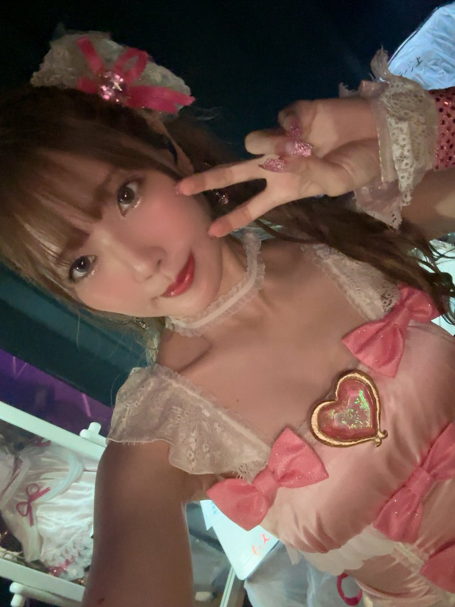 sola_waka's tweet photo. #アイカツロックフェス ありがとうございました！昼はオーロラキス、夜はピンクステージコーデでした♡
楽しすぎて楽しみすぎてしまったのですがみんなにも届きましたか！？
またみんなでアイカツ！しましょ！現地も配信もありがと～！
 #aikatsu   #アイカツ https://t.co/2GLSF9SnX7